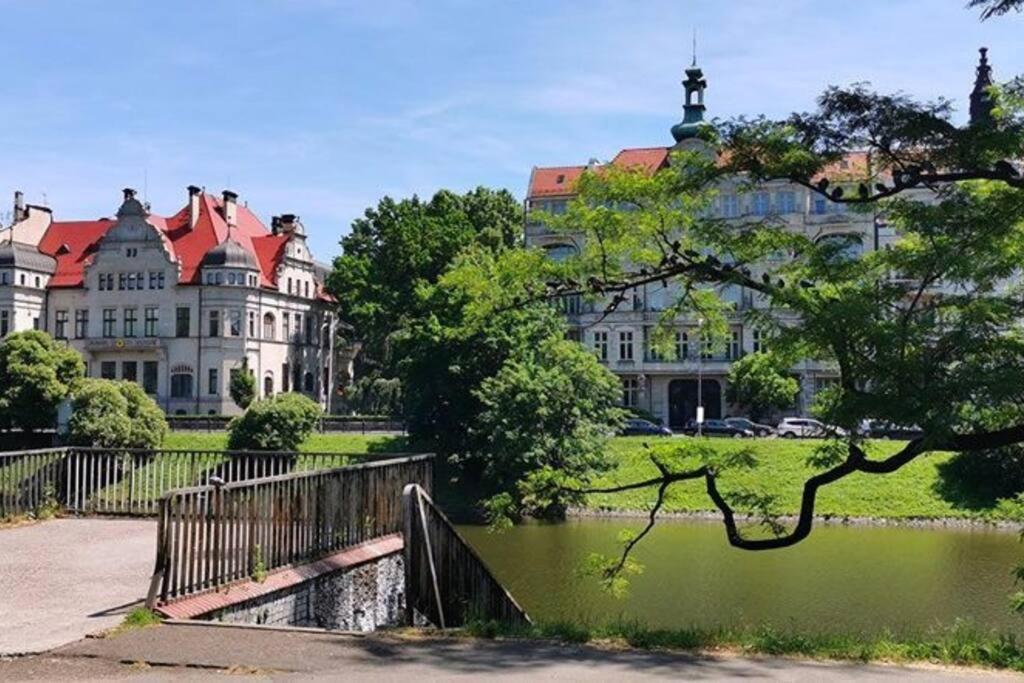 Parkowy Apartament Lägenhet Wrocław Exteriör bild
